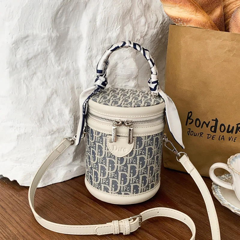 

Women's Fashion Jacquard Bucket Handbag, High-End Casual Shoulder & Crossbody Bag, Top Handle, Versatile Daily Purse