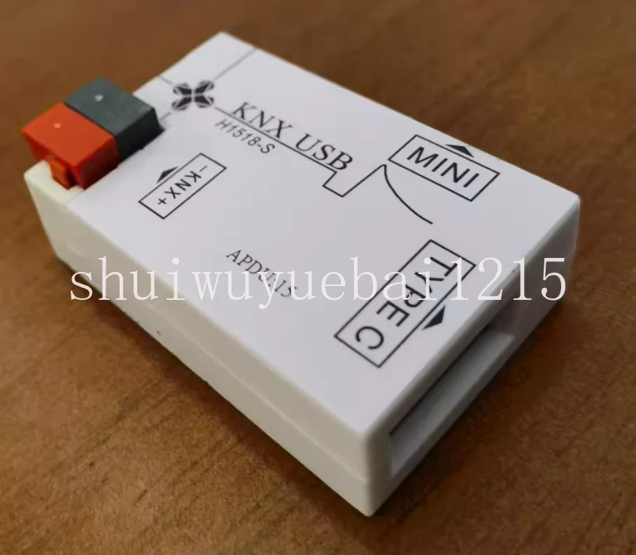 

USB-интерфейс KNX, программатор KNX, имеет два типа USB-портов: Type C и micro USB.