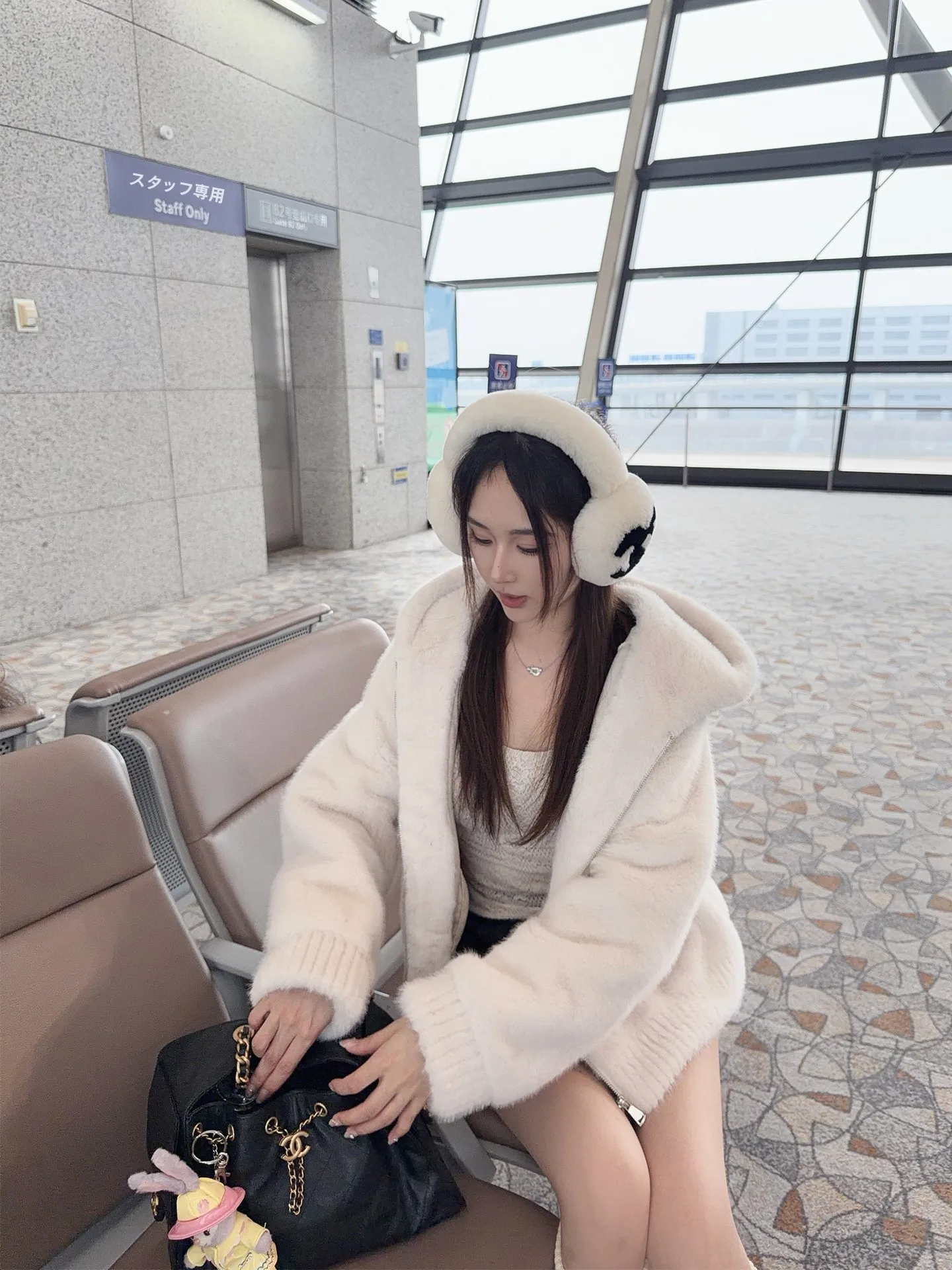 

Eco-Friendly Rabbit Fur Jaet eyey Zipper Hooded Synthetic Rabbit Hair Autumn Winter Fur Coat Women's Long Sve Coat