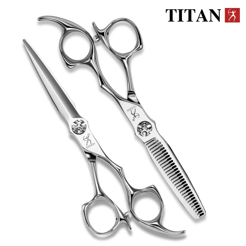Tesoura de Cabeleireiro Titan: Ferramenta Profissional para Corte de Cabelo em Salão