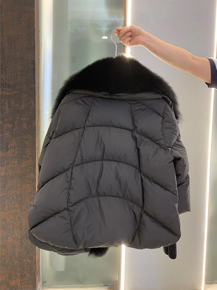 2026 Winter Real Fox Fur Collar White Duck Down Padded Down Jacket Regular Fashion Warm Big Fur Collar Women's Coat