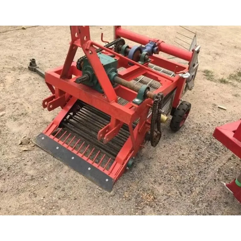 Efficient Potato Harvester MachineWalk-behind Potato Harvester Small Potato Digger Farm Harvesting Machine