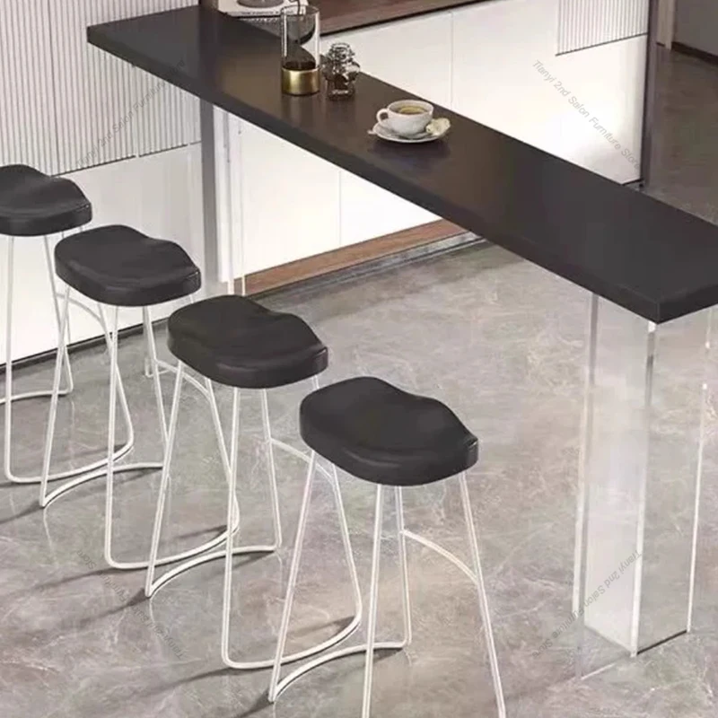 مكتب الاستقبال في الهواء الطلق طاولات بار الصناعية في الهواء الطلق مكافحة بيسترو طاولات بار Led مركز أثاث المطاعم Mesas Altas FYBT