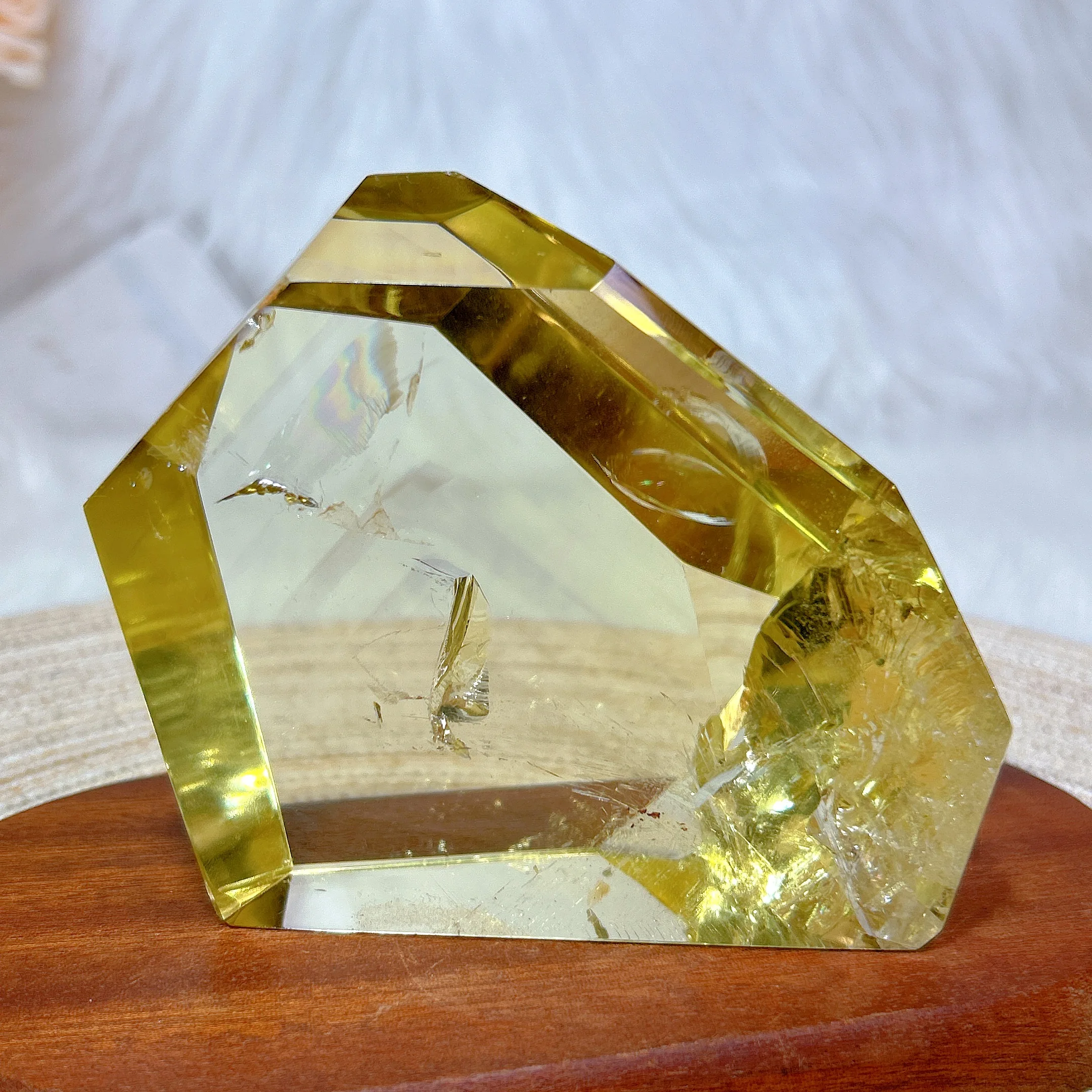 Natural Crystal Rainbow Citrine Freeform Inside Angel Feather With Mountains Healing Energy Reiki Mineral Gift Home Decoration