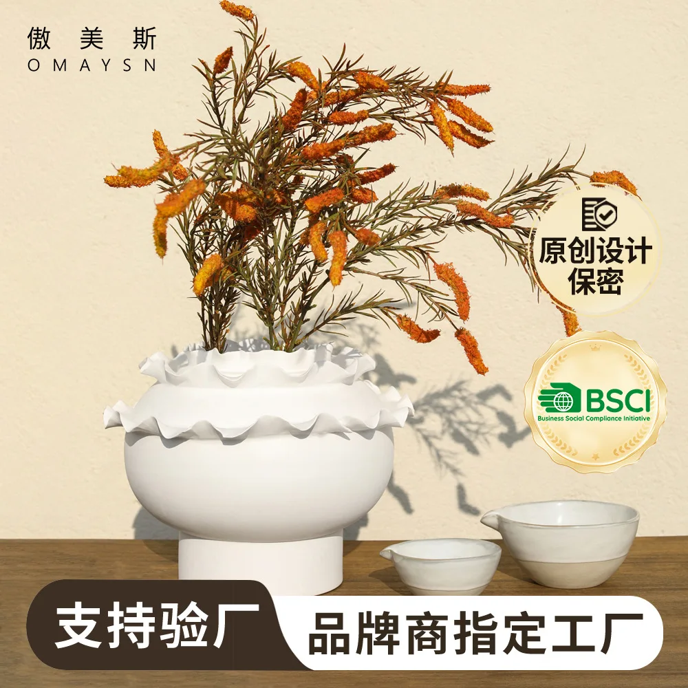 Handmade ceramic vase creative ceramic pinched flower vase ornament niche decoration