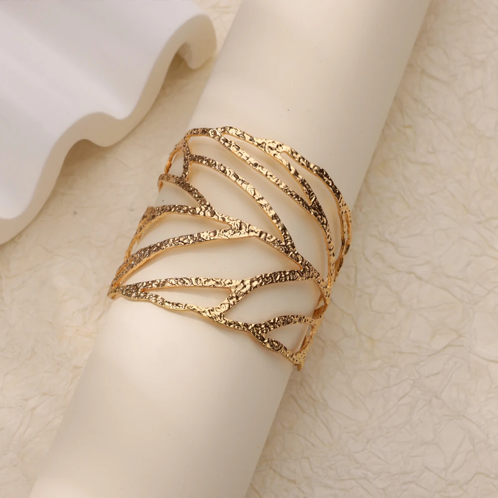 Stainless Steel Wide Bangles f - Vintage Fashion Stores recension och pris