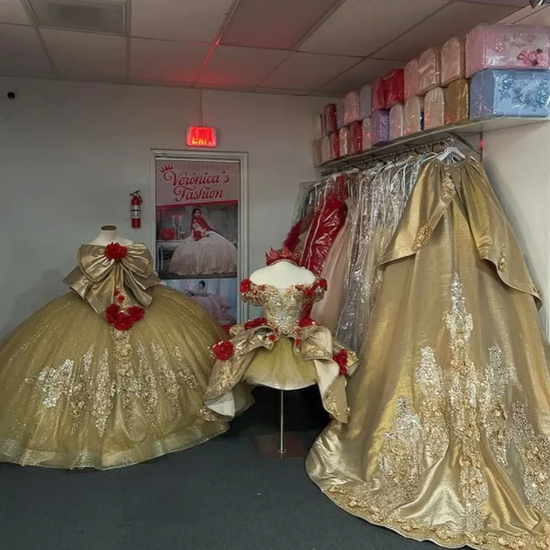 맞춤형 샴페인 골드 드레스 오프 숄더 반짝이 아플리케 크리스탈 롱 테일 3D 꽃 활 베스 티드 15 Quinceanera