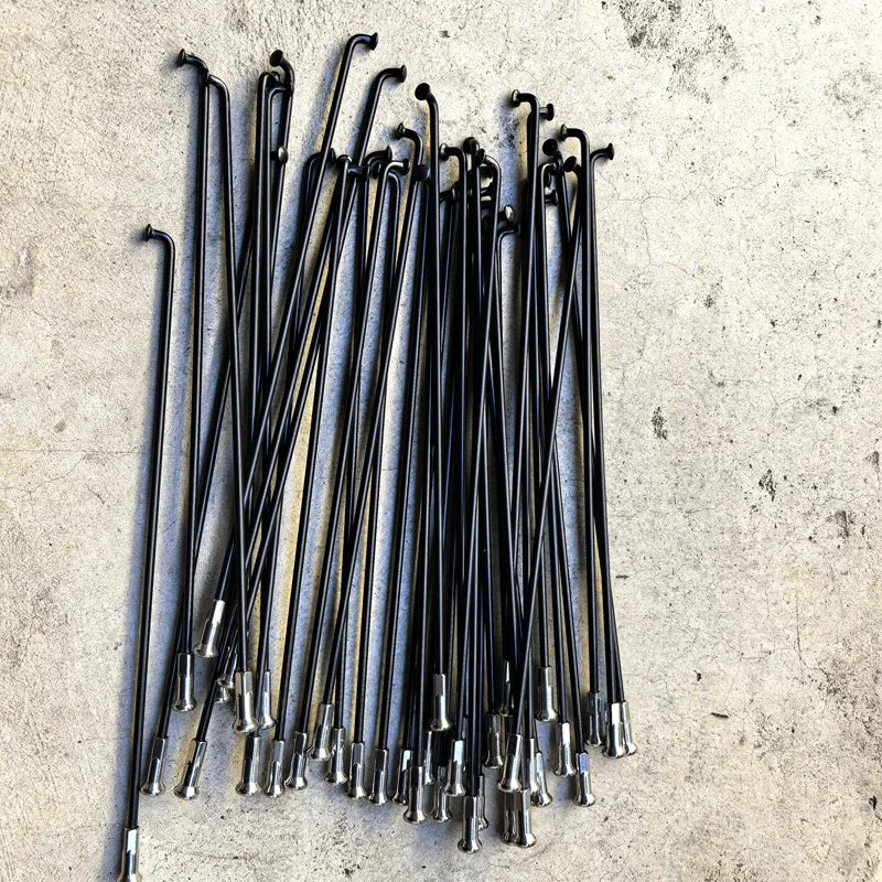 40 PCS A Lot Black Color 9G Diameter 3.5mm J-bend Round Body Equal Diameter Motorcycle Spokes Material 304 Stainless Steel Spoke