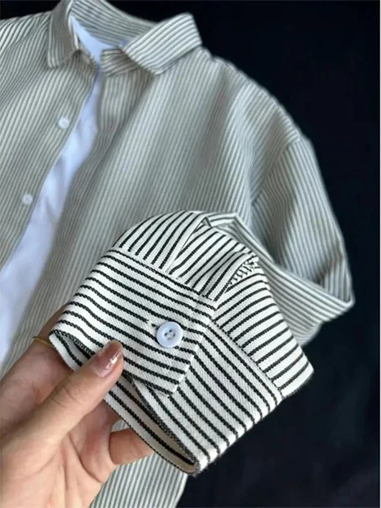 

Men's Bla White Striped Long Sve irt American Retro Sle Spring Faion Design Collared Outerwear Breathable Polyester