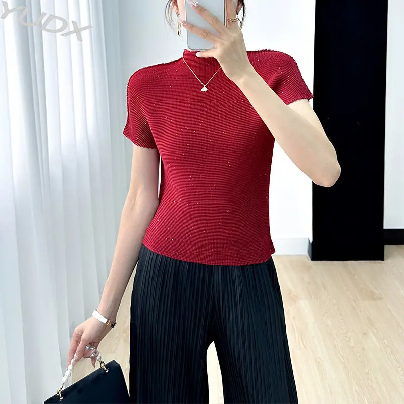 

YUDX 2023 Summer New Miyake T-shirt Women's Fashion Temperament Simple Slim Stretch Pleat Hundred with Thin Half High Neck Tops