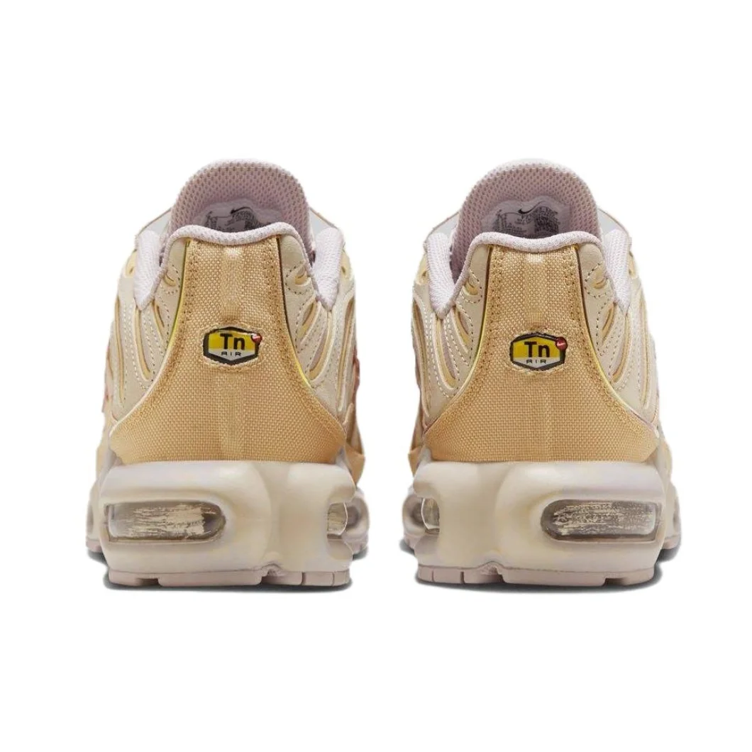 Nike-Baskets Air Max Plus TN pour femmes, chaussures décontractées, confortables, légères, à porter, couleur chair et blanc, nouvelle collection