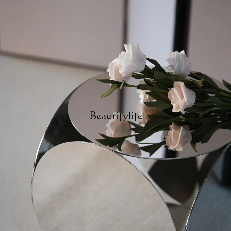 ls 27 Espelho minimalista italiano com borda de aço inoxidável, alguns modernos e simples, pequenos apartamentos domésticos