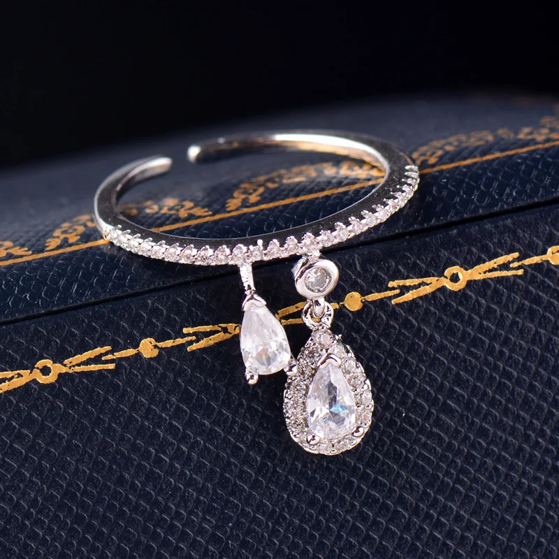 Huitan Waterdrop Pendant Resizable Rings for Women Paved Sparking CZ Fashion Wedding Engagement Bands Lady Jewelry Drop Shipping