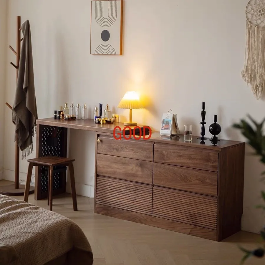 

Импортный черный ореховый стол для комода