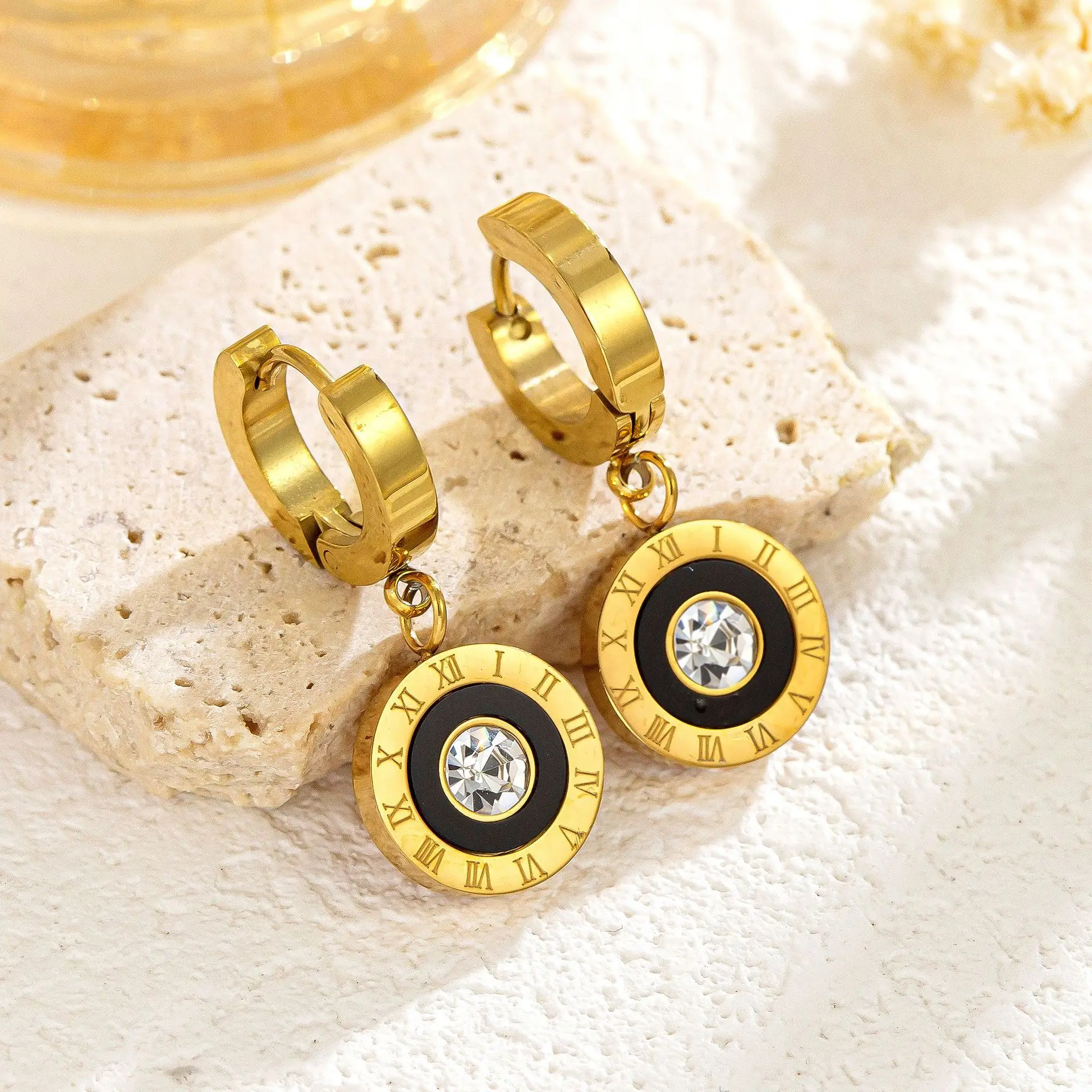 316L Stainless Steel New Fashion Fine High-end Jewelry Zircon Roman Numerals Round  Circle Studs Earrings For Women oorbellen