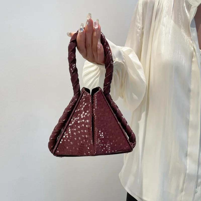 

New Women's Crossbody Bag Stylish Trendy Solid Color Daily Streetwear Irregular Triangle Bag with Foldable Handheld Design