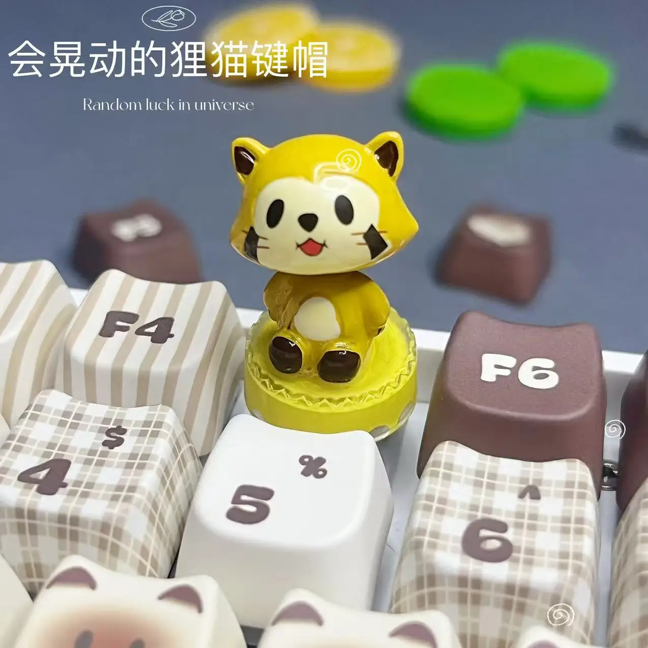 Picture 3: Cute and super cute shaking little fox keycaps yellow punk games mechanical keyboards cartoon anime creative keycaps