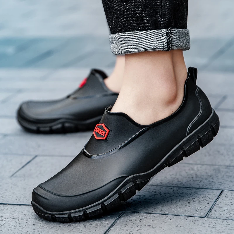 

Men's Slip-On Rain Boots Fashionable Kitchen Flat Bottom Easy Wear Water Shoes Lightweight Comfortable Rubber Men Boot Shoes