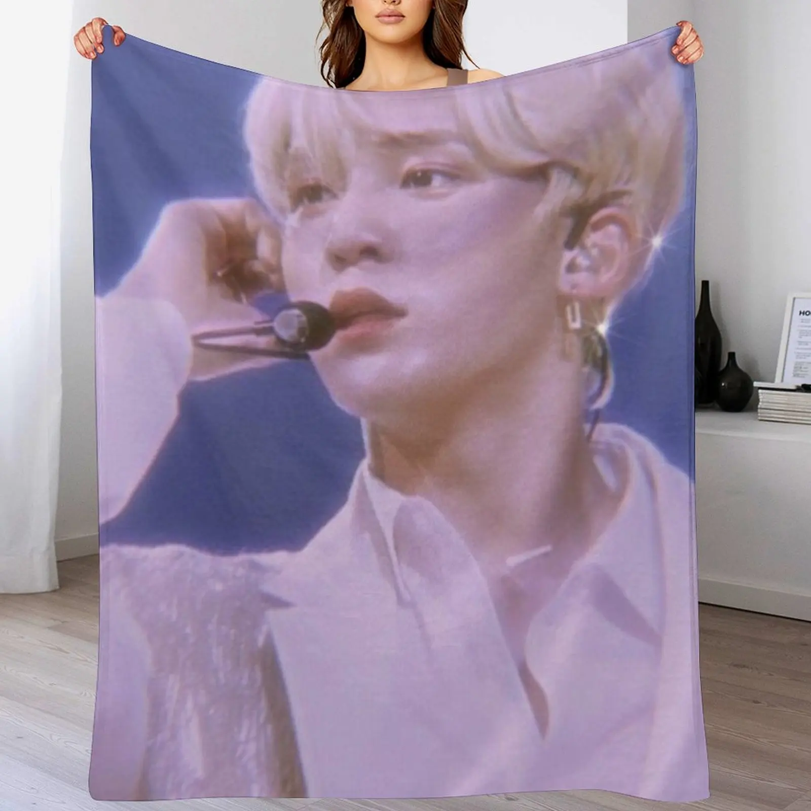

ATEEZ YUNHO 90s AESTHETIC Throw Blanket blankets and throws Beach Cute Plaid Extra Large Throw Blankets
