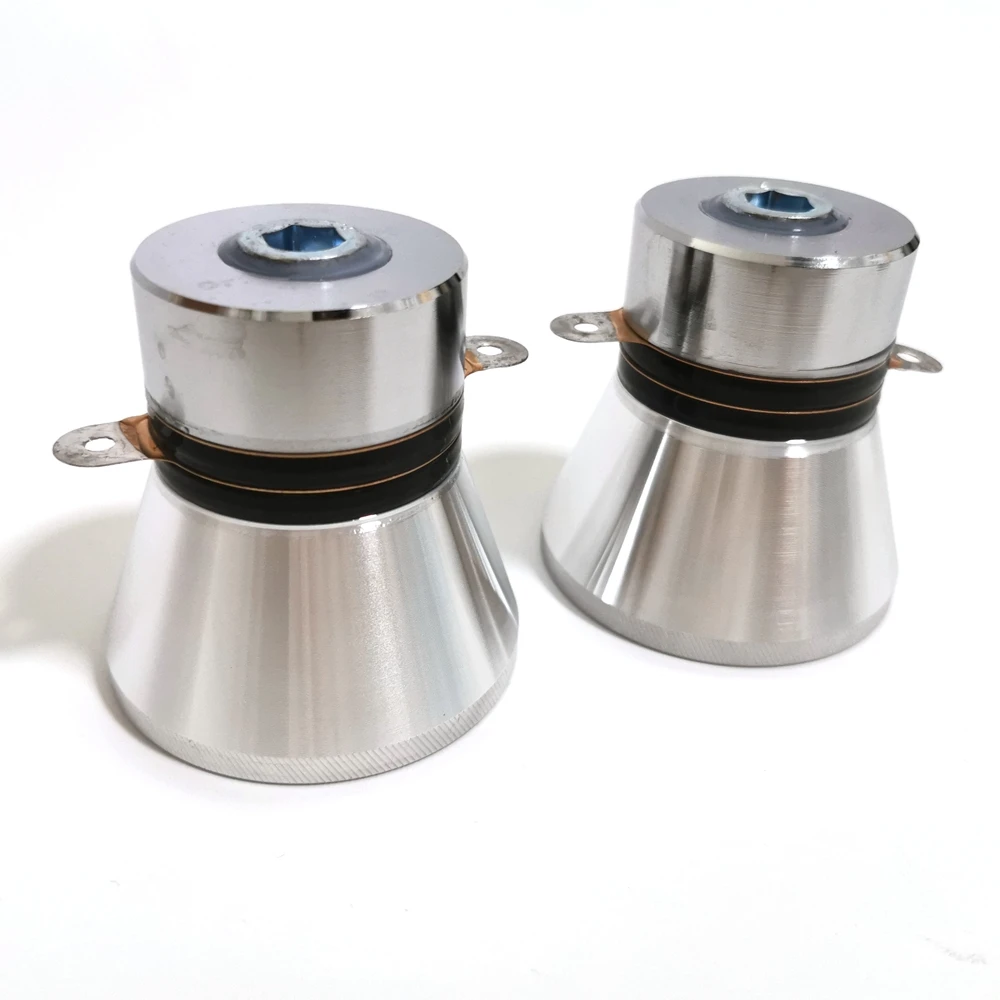 محول طاقة بالموجات فوق الصوتية 28 كيلو هرتز 120 وات مع حلقات سيراميك كهرضغطية 50 مم Pzt4