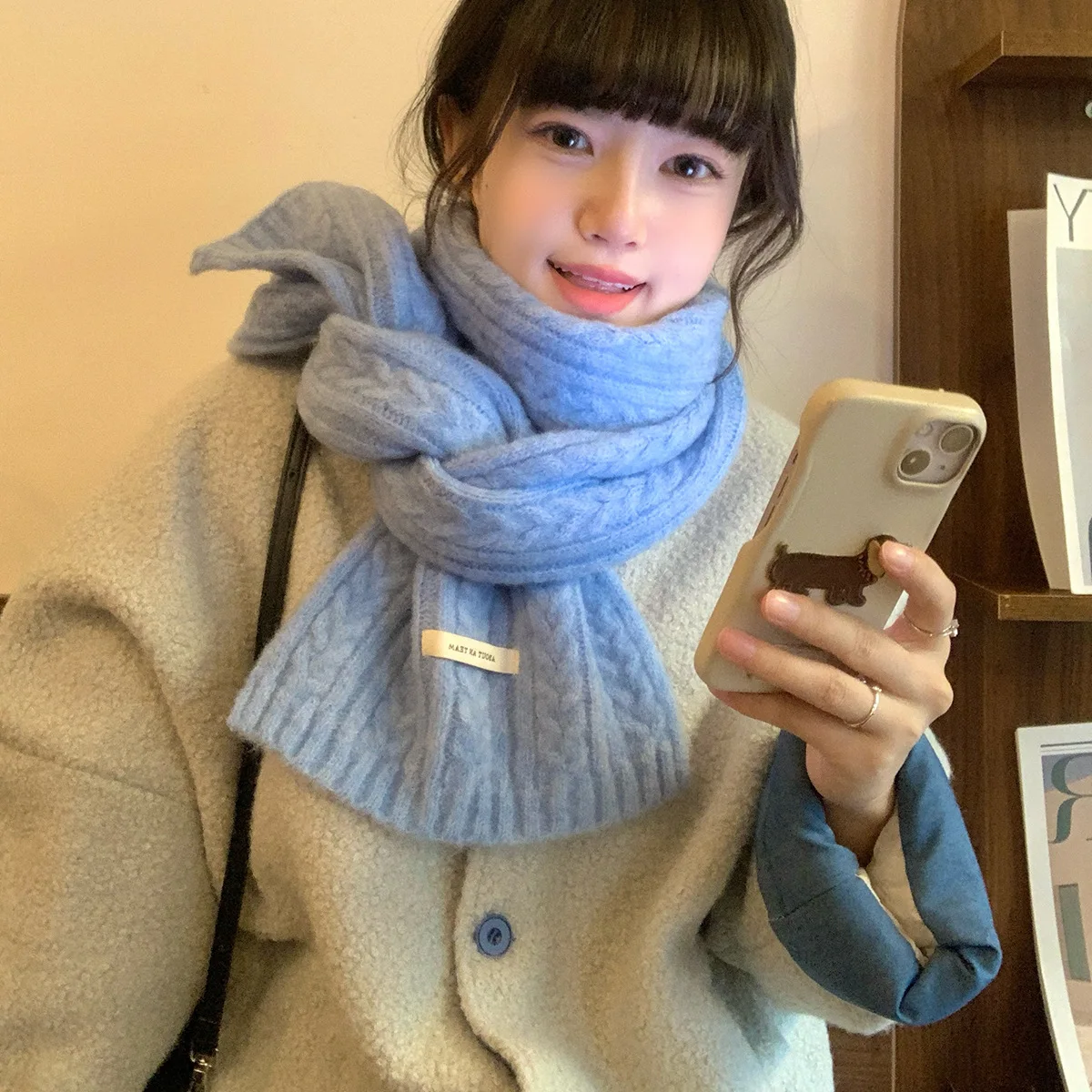 Szalik damski z czystej wełny, jednolity kolor, koreański splot skręcany, nowy, wysokiej jakości szalik wełniany na jesień i zimę, zapewniający ciepło.