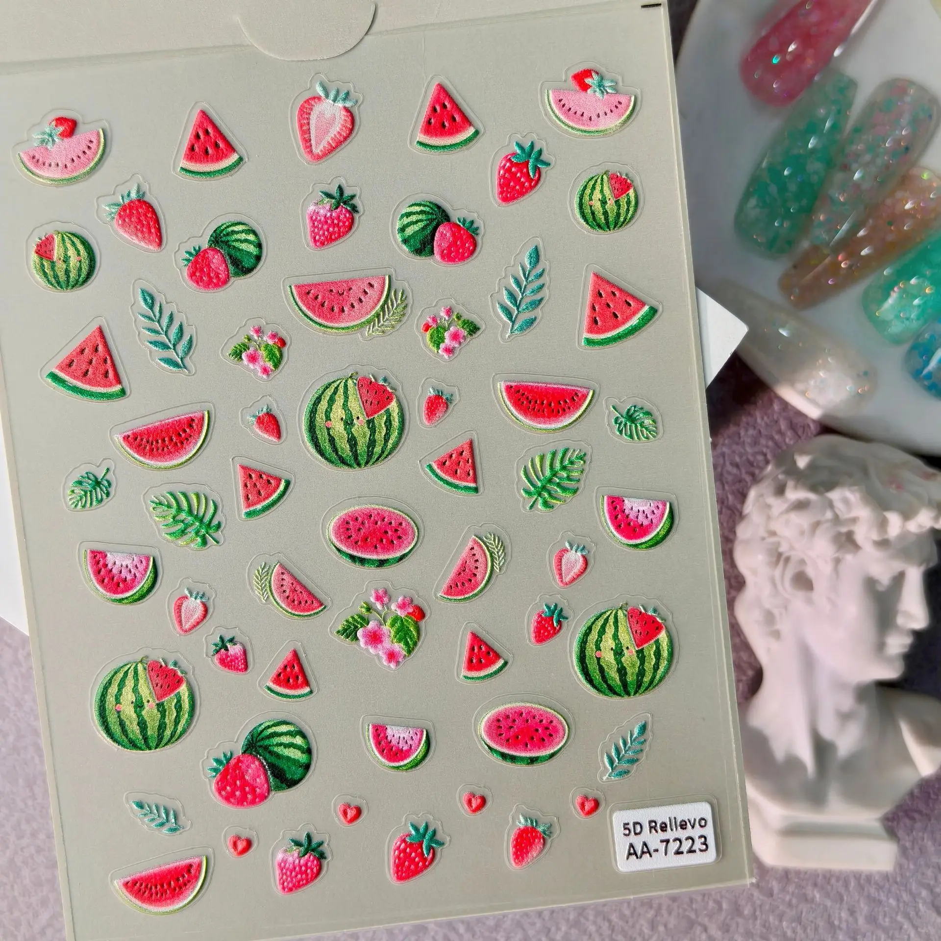 Nail Art Strawberry - 1 Set 5D geprägte Wassermelonen-Nagelaufkleber, wasserfest,