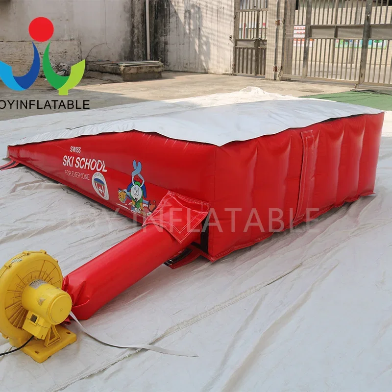 

Customize Design Sport Inflatable Skiing Stunt Airbag Inflatable Landing Airbag Mat Sports Games Ramp Pad Sloped Mtb For Sale