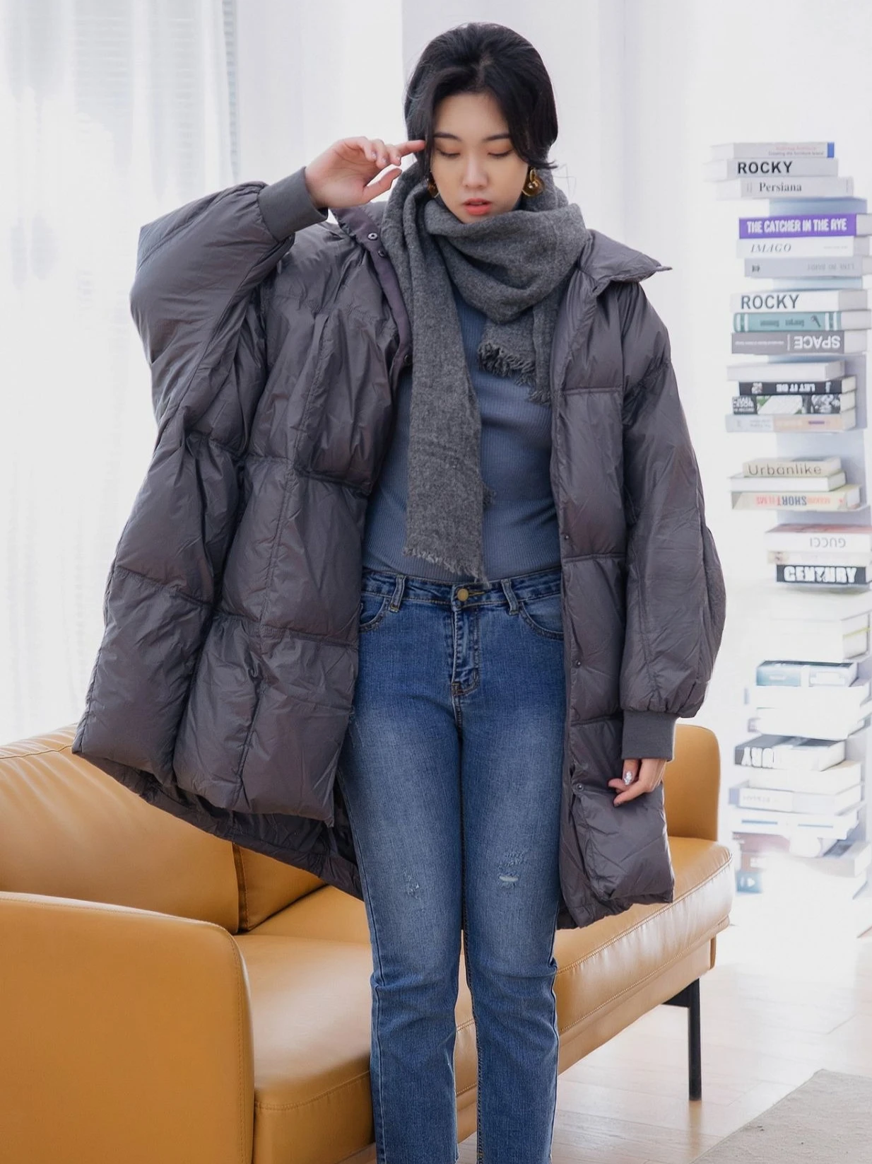 2025 Winter New Women's Down Jacket Loose Commuting Windproof Stand Collar Warm Oversized Down Jacket