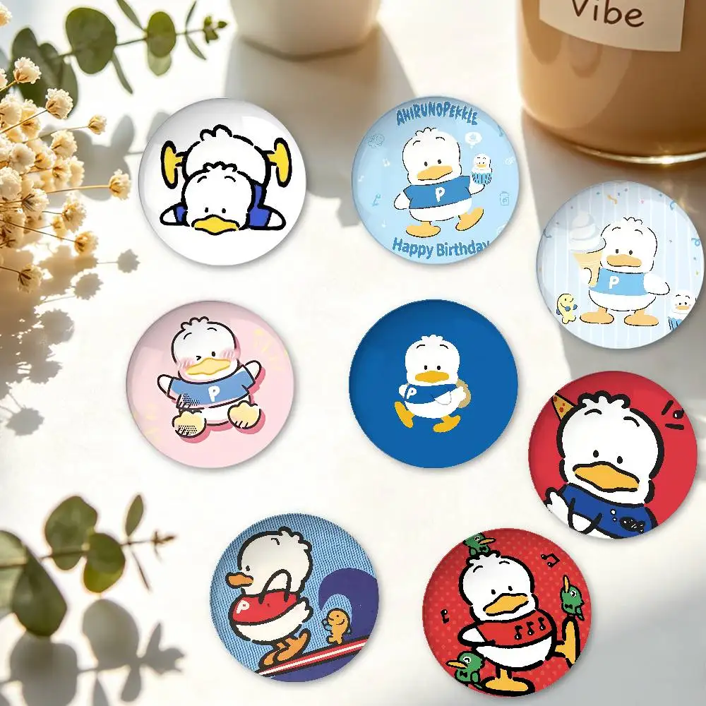 Duck A-Ahirunopekkle Minimalist Exquisite Tinplate Brooches: Sleek Badge Lapel Pins For Bag Accessories Practical Souvenir Gifts
