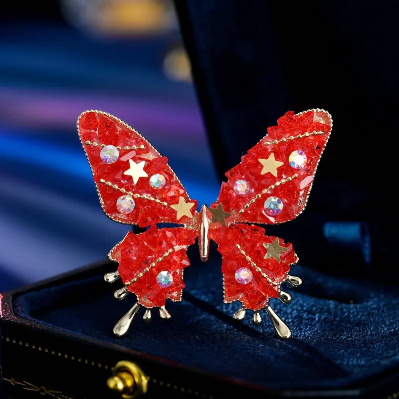 Clothing, overcoats, outerwear accessories, corsages, fixed clothes, pin clasps, high-end crystal brooches for women