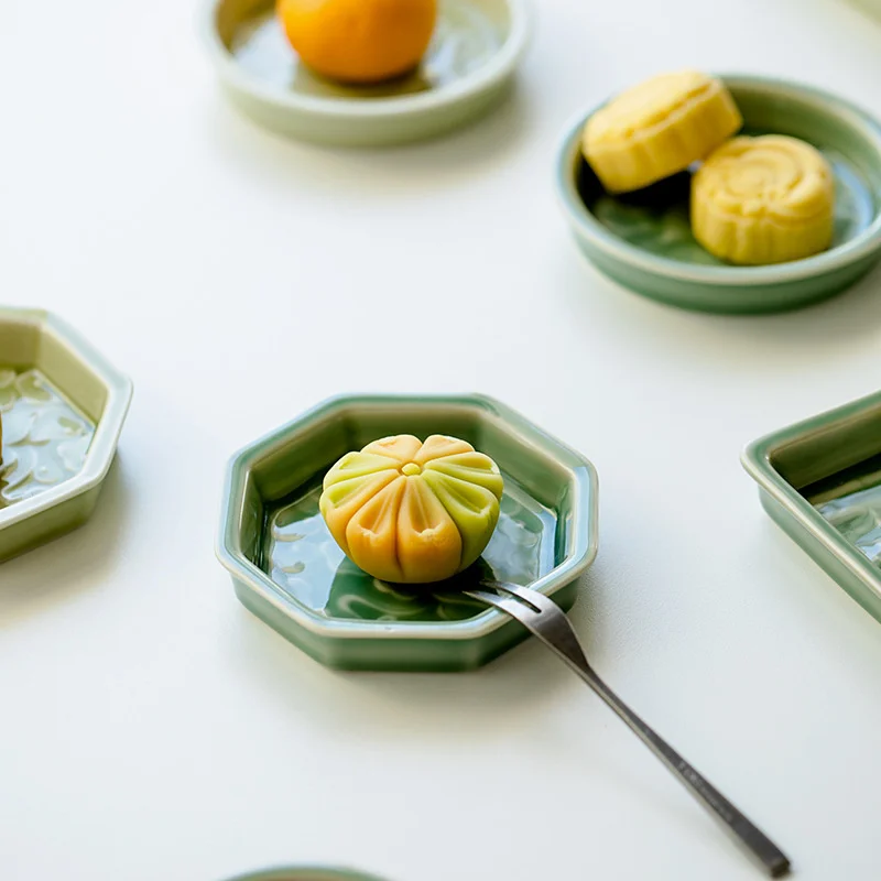 Creative Celadon Embossed Art Fruit Plate Shallow Ceramic Tea Dish Snack Dried Fruit Food Storage Tray Basket Candy Cake Stand