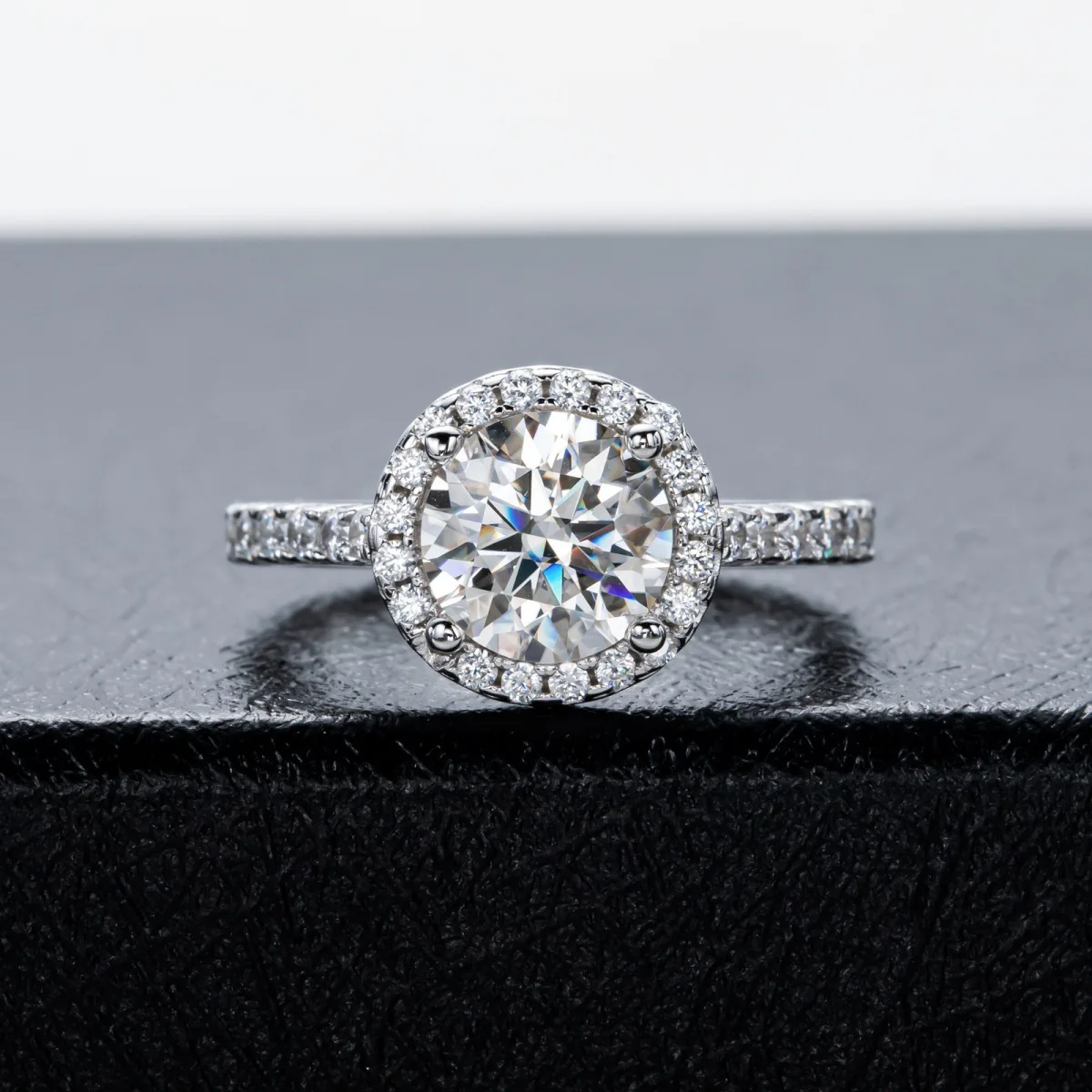 

Exquisite Sparkling Moissanite Wedding Band Ring for Women, 925 Sterling Silver Engagement Bridal Jewelry Gift,GRA Certified