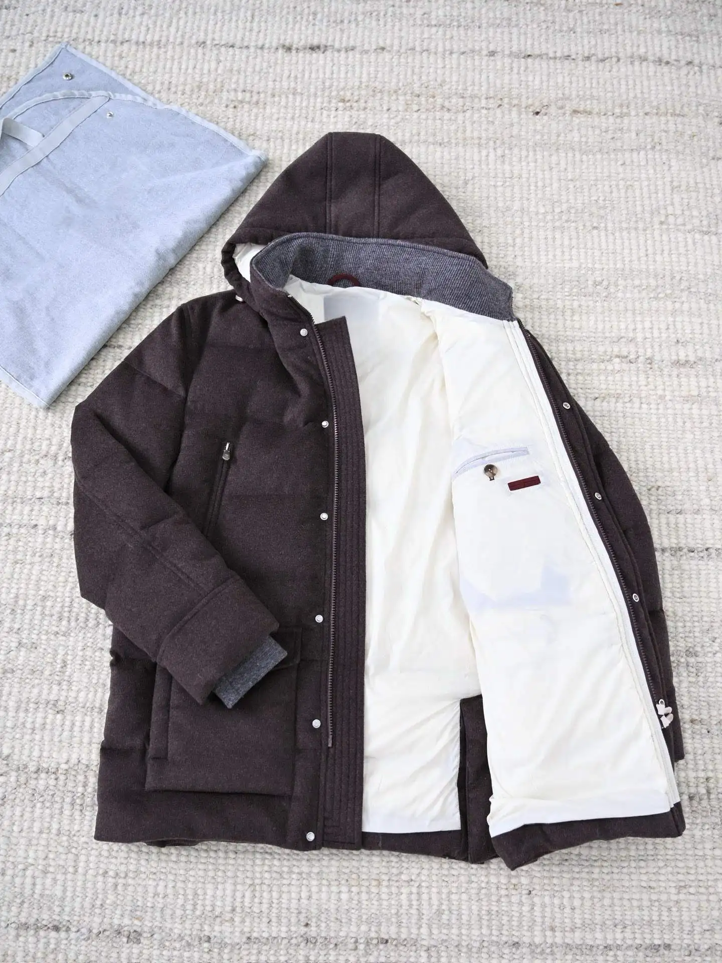 سترة معطف شتوية جديدة للرجال من مزيج الصوف لعام 2025 |   سترة بغطاء للرأس على طراز المال القديم الفاخر |   ملابس خارجية من ريش الإوز الدافئ