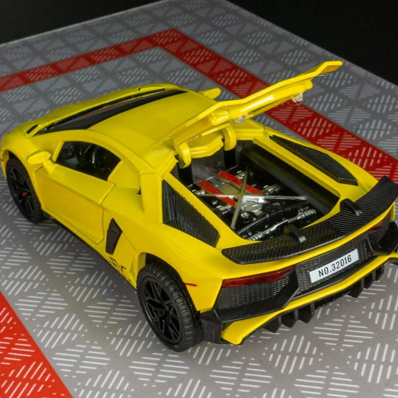 1:32 Lamborghinis LP750-4, модель спортивного автомобиля из сплава, литый под давлением и игрушечный металлический автомобиль, модель модели автомобиля, коллекция, детские подарки