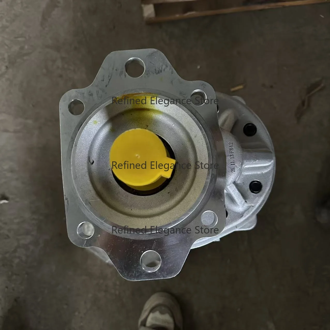 D375 Bulldozer Hydraulic Pump Assembly 705-58-44050 Heavy-Duty Construction Equipment Compatible