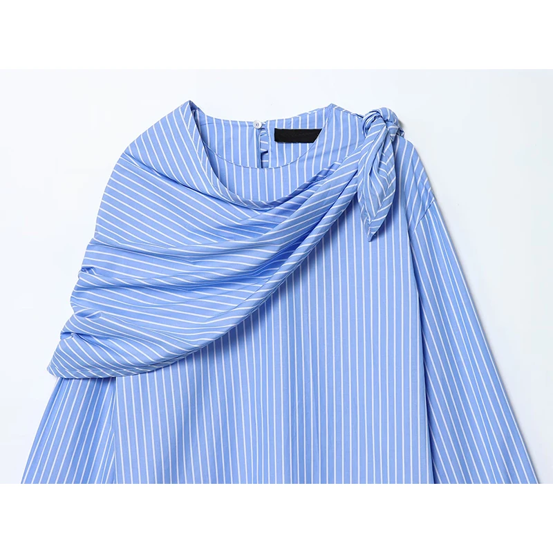 YENKYE 2025 moda mujer con bufanda camisa a rayas azules manga larga cuello redondo viaje versátil otoño blusa Tops