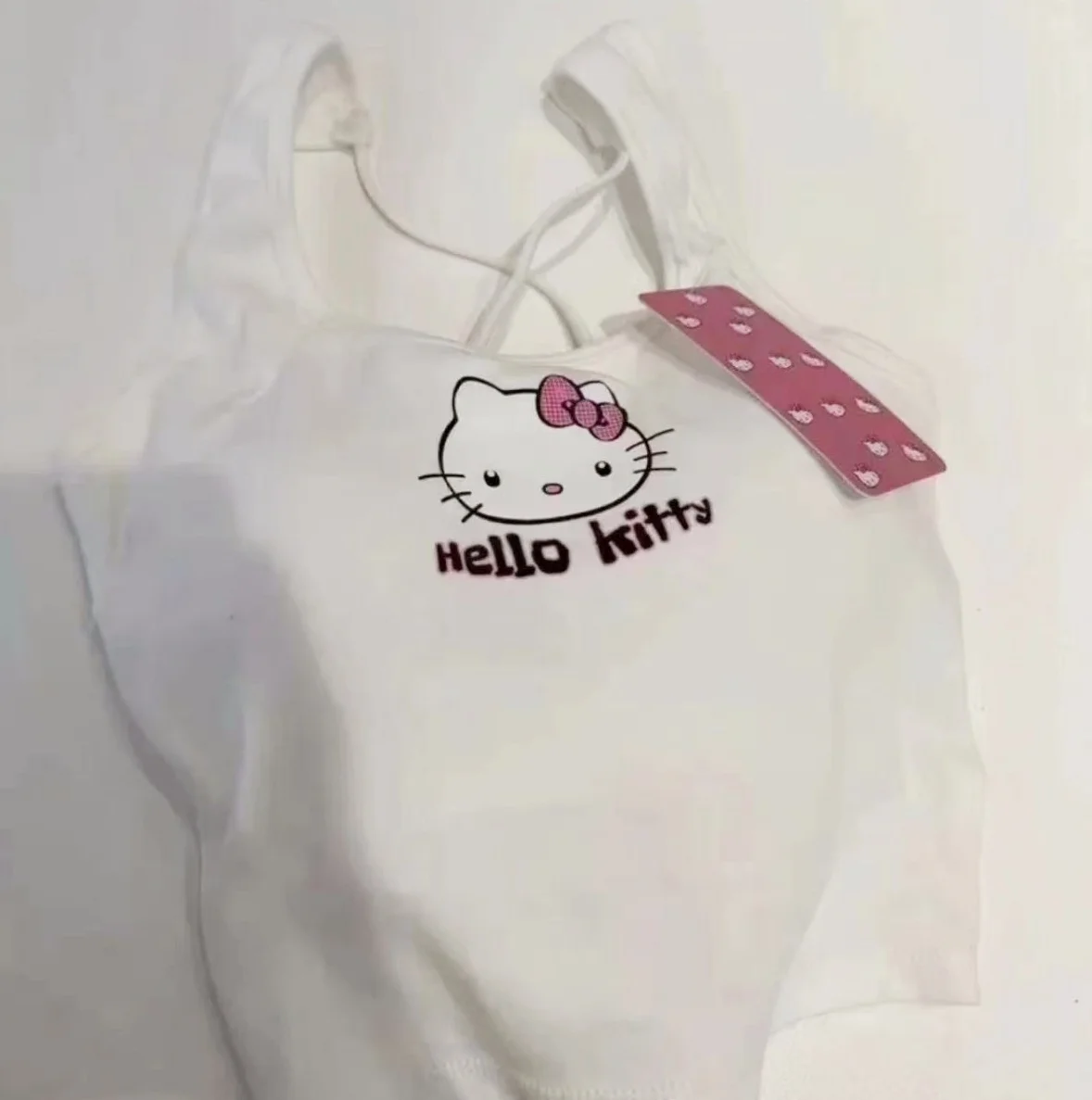 

Cute Sanrio Clothing Hello Kitty 2000 Top with Breast Pad Top Girl Summer Cool Cropped Top White Sexy Suspender Girl Gif
