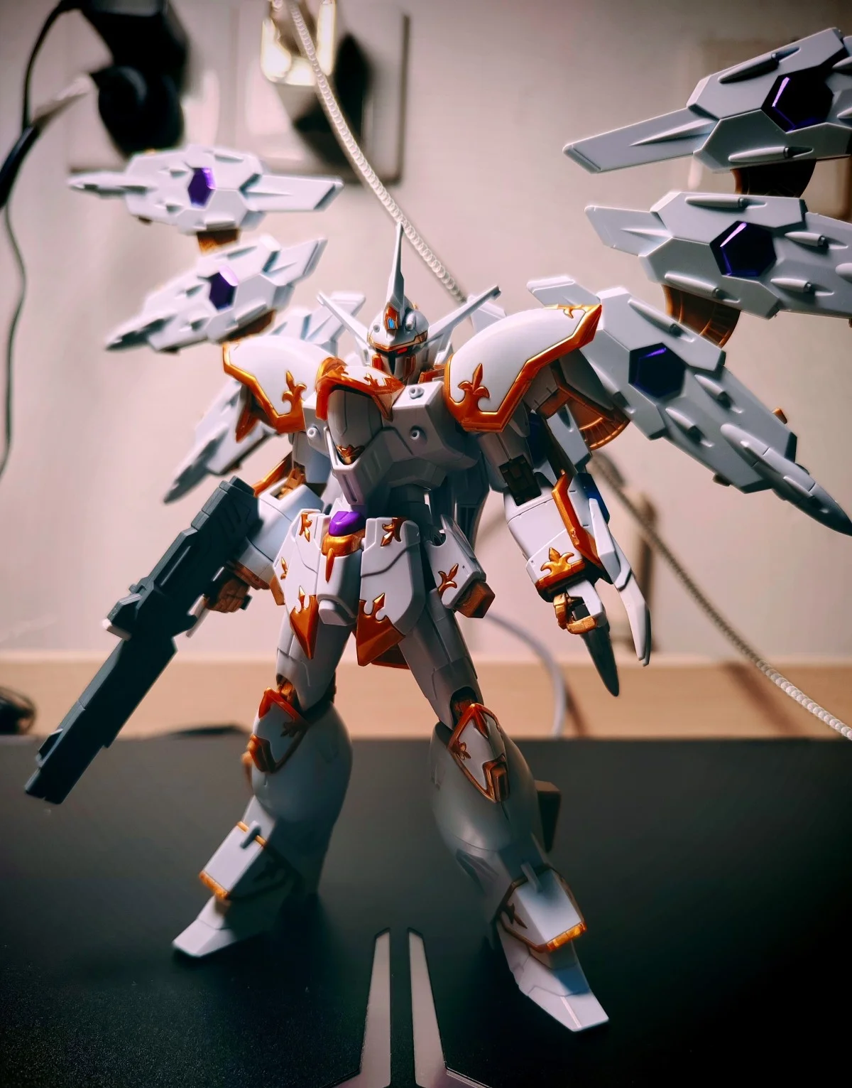 

Bandai в наличии, оригинальные HG 1/144 GUNDAM аниме BLACK KNIGHT SQUAD Cal-re.A фигурки героев, игрушки, Коллекционная модель, подарки для детей