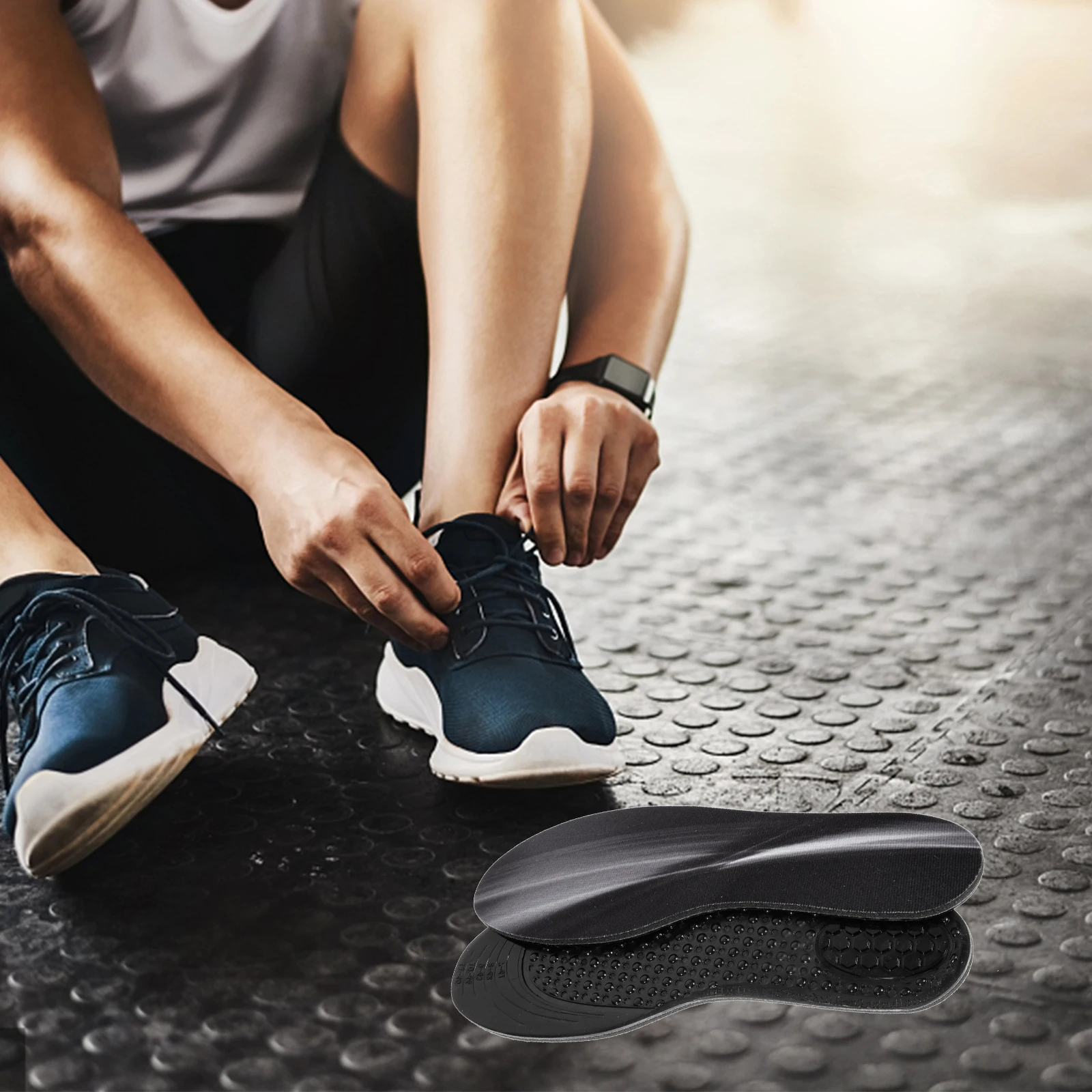 Plantillas de cojín grueso, insertos deportivos reemplazables transpirables, absorbentes de golpes, antideslizantes, aumento de altura, herramientas para el cuidado de los pies, color negro