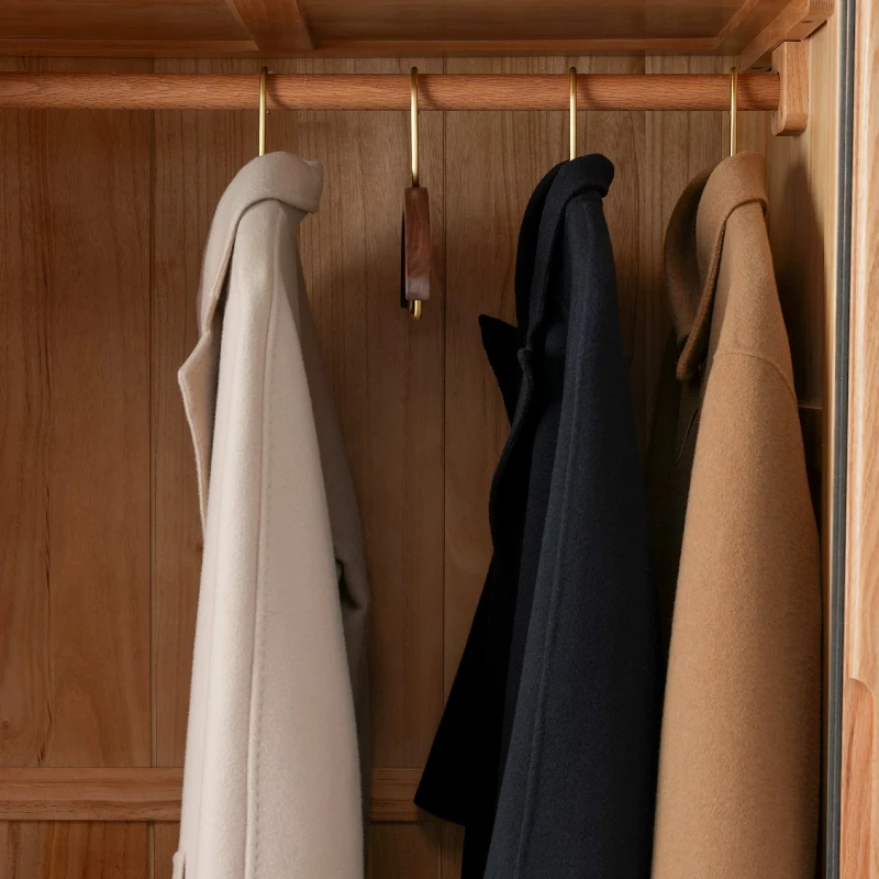 Luxury Closet Hanger Non Slip Anti Wrinkle Garment Rack Black Walnut Brass Coat Holder for Suits Minimalist Clothes Organizer