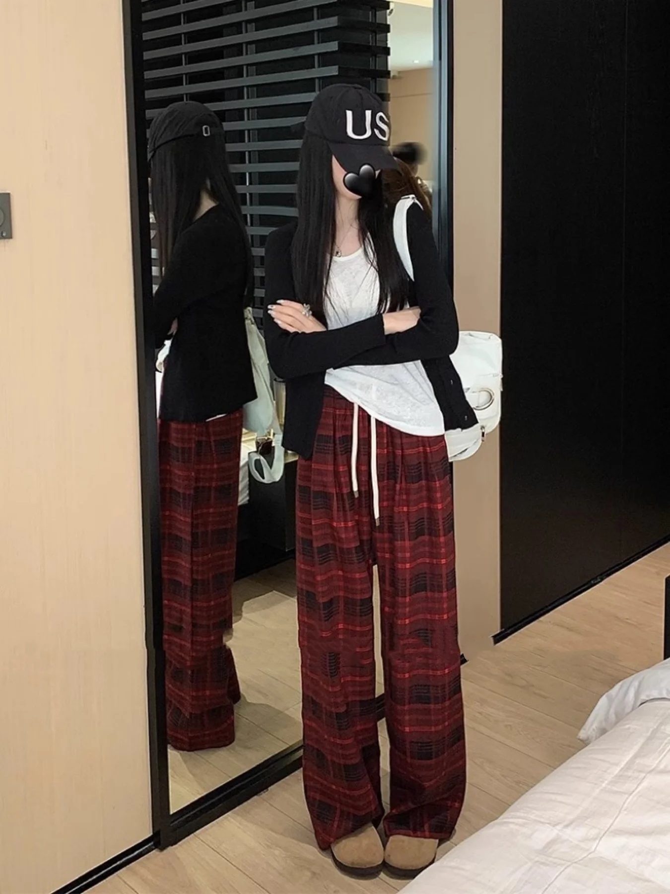 Pantaloni scozzesi coreani da donna di nuovo stile invernale, a vita alta, foderati in pile, spessi, larghi, casual, caldi, versatili, pantaloni a gamba larga da pendolarismo