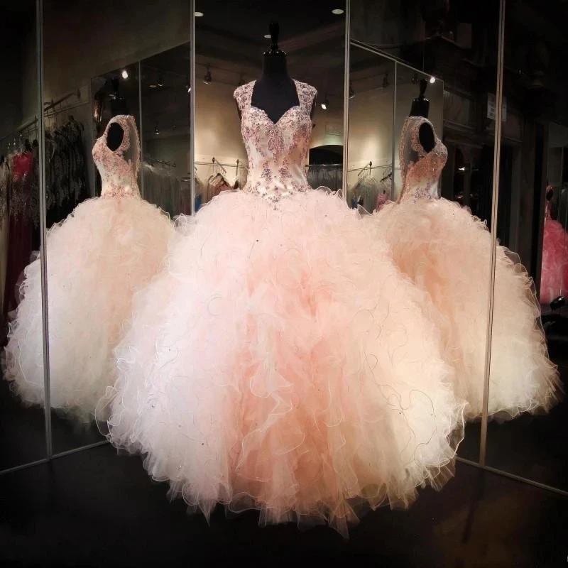 ANGELSBRIDEP bufiasta Organza falbany Quinceanera sukienki balowe rękawy Cap aplikacje kryształki słodkie 16 sukienek Vestido 15 Anos