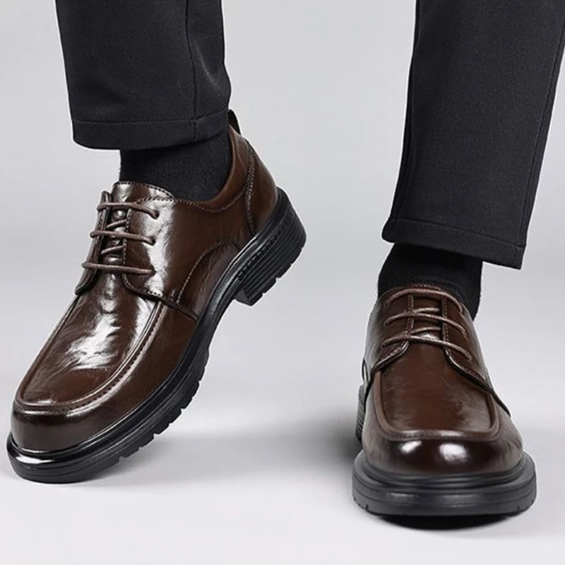 

Мокасины на платформе, увеличивающие рост, с круглым носком, кожаная обувь для мужчин, модная ретро-высококачественная мода 2025 года, трендовая распродажа, мужская повседневная обувь