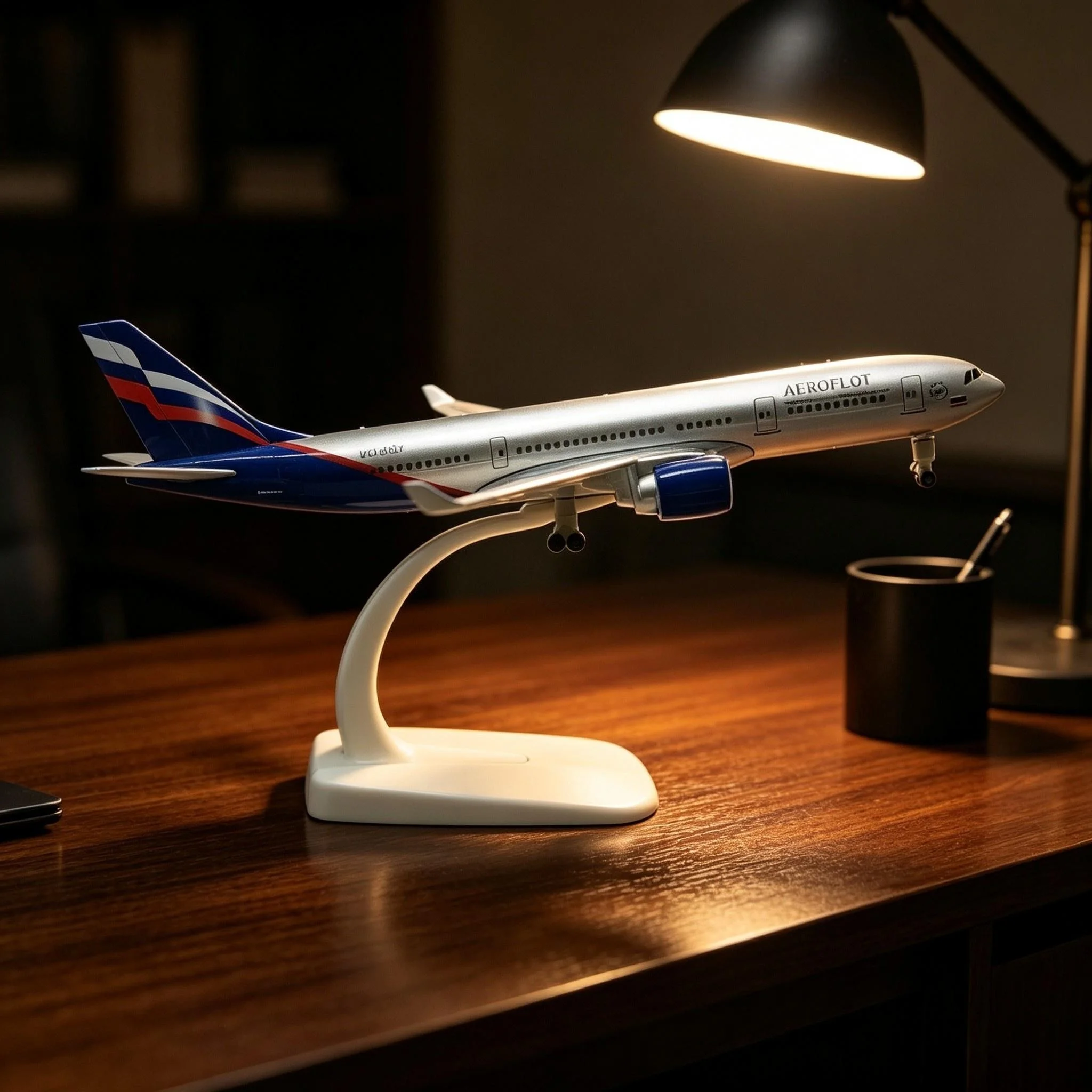 Scale Airplanes 20cm Russia Air Aeroflot A330 Russian Airways Air-bus 330 Metal Alloy Aircraft Models Plastic Model Collections