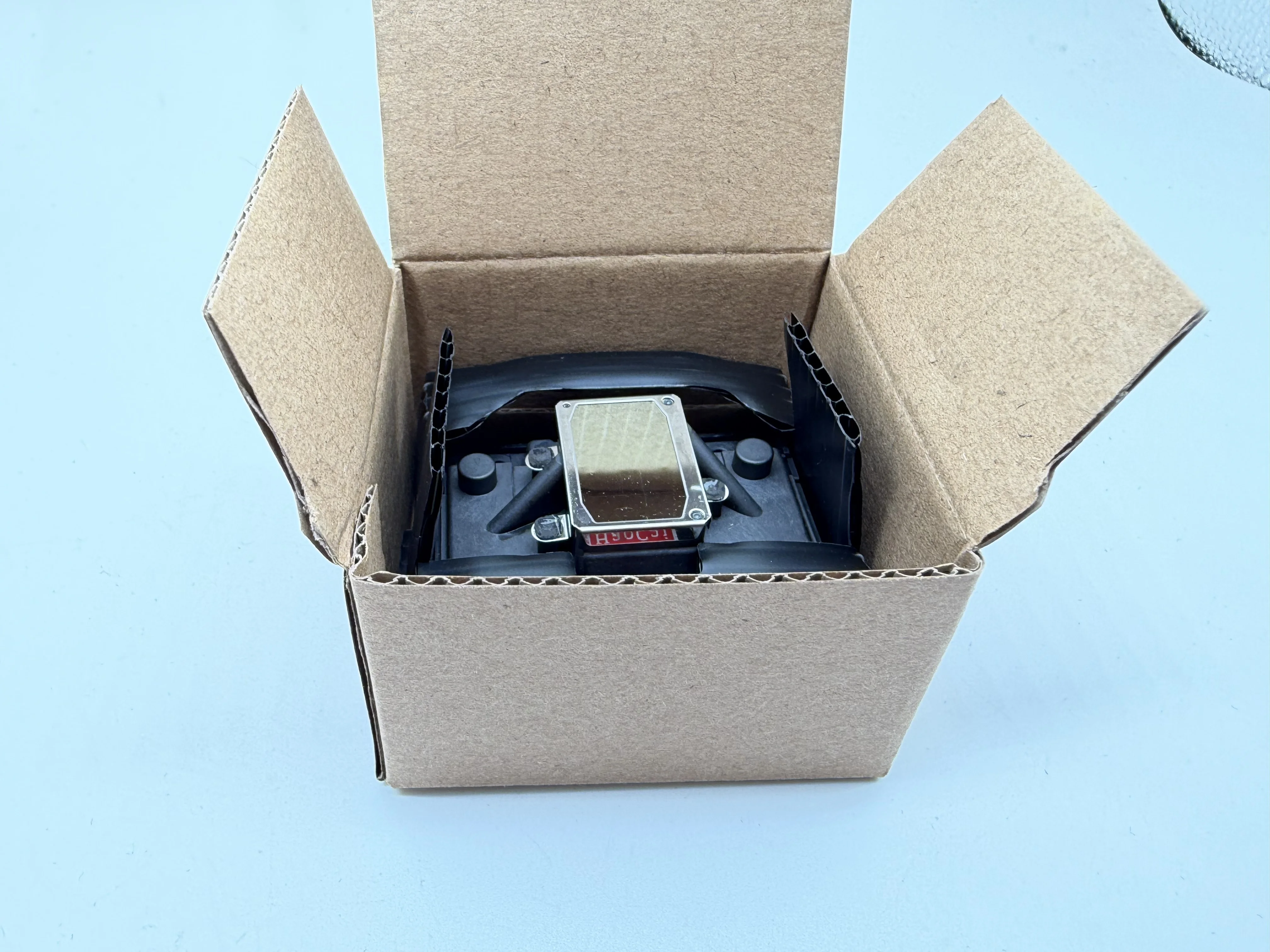 Me650 T30 T33 T110 SC110 Pirnterhead NozzleT1100 Printer Head F185000 Print Head For Me1100 C110 C120 L1300 T30 T33 TX510
