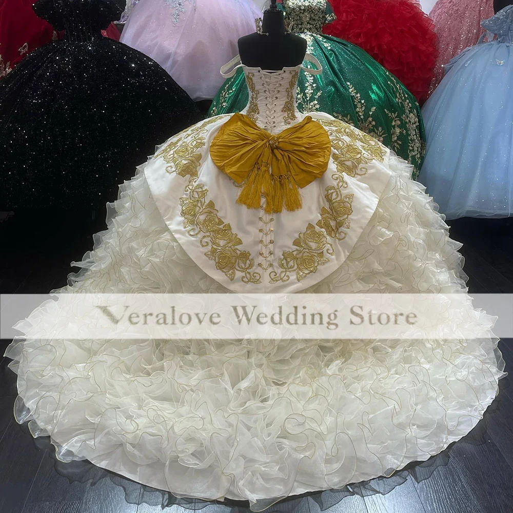 Amazing Charro Quinceanera Dresses Champagne Embroidery Tiered Puffy Skirt for Girl Party Vestidos De 15 Años