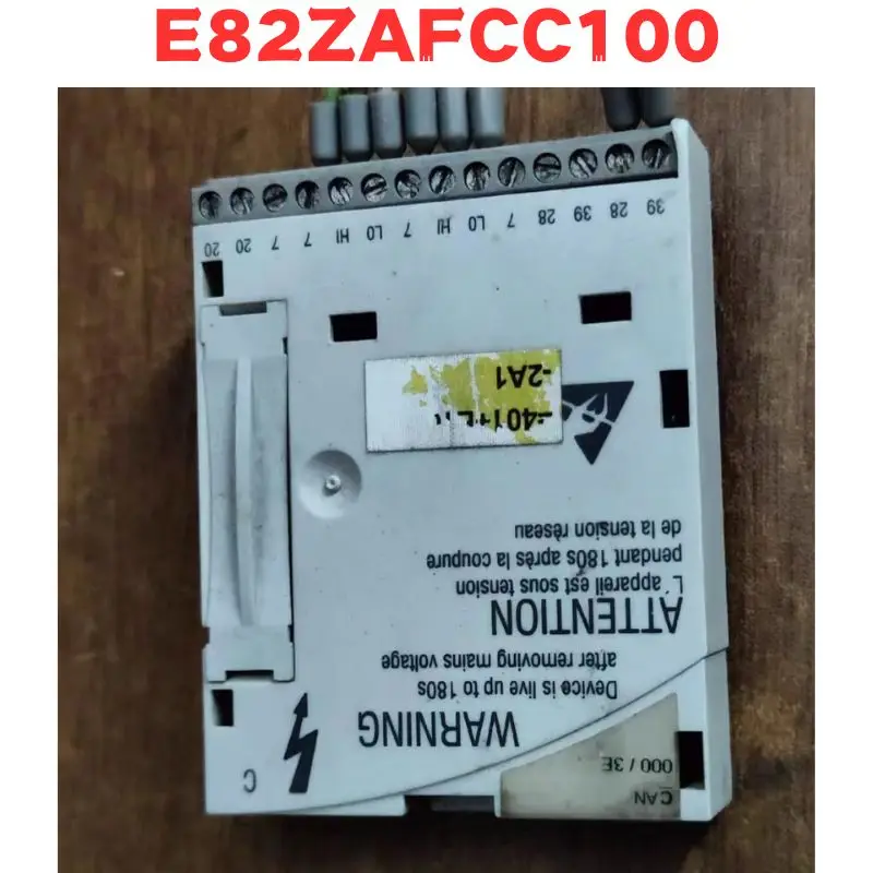Módulo E82ZAFCC100 de segunda mano, probado OK