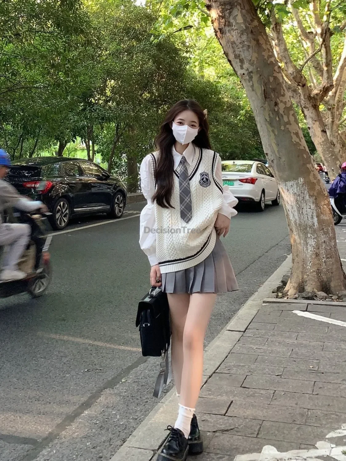 2025 set uniforme jk in stile accademia giapponese classico maglione lavorato a maglia con scollo a V camicia alla moda a maniche lunghe semplice gonna a pieghe versatile