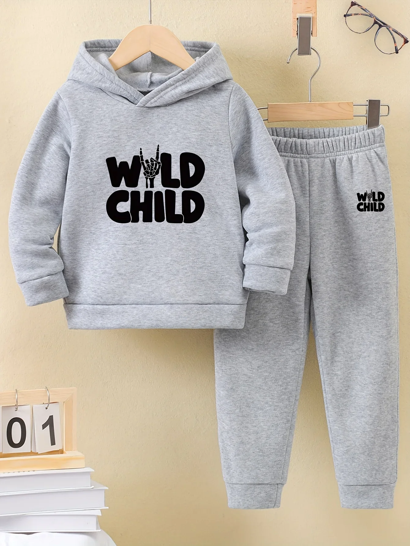 2set Autumn and winter new casual comfort sports style warm boys printed warm lining hoodie and tracksuit pants