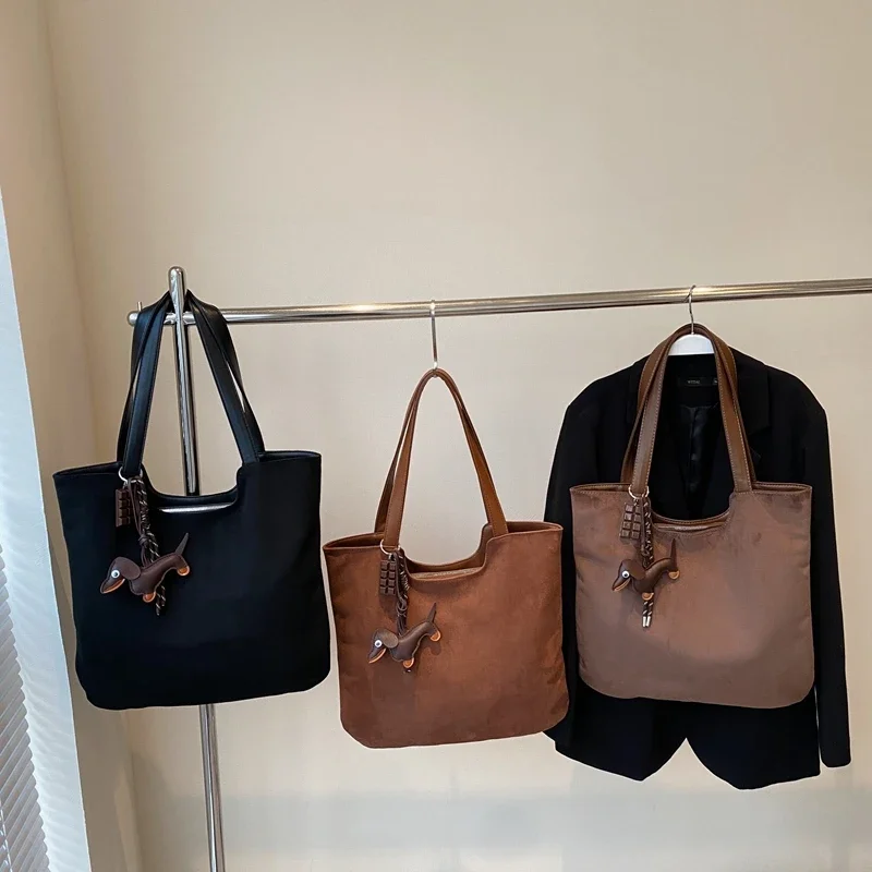 Camurça zíper 2024 novo produto bolsa de ombro feminina cor sólida moda sacola grande capacidade macio versátil na moda bolsa